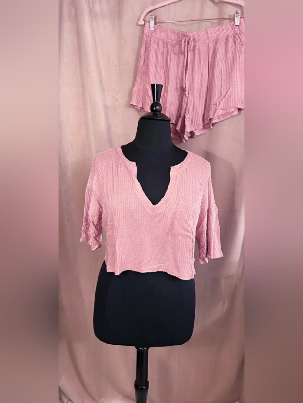 PINK LIKY WAFFLE KNIT CROPPED TOP & SHORTS
